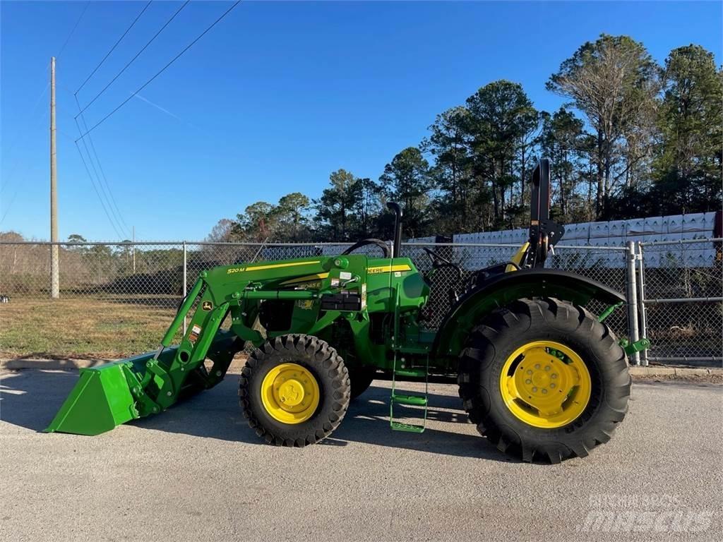 John Deere 5045E Tractoare