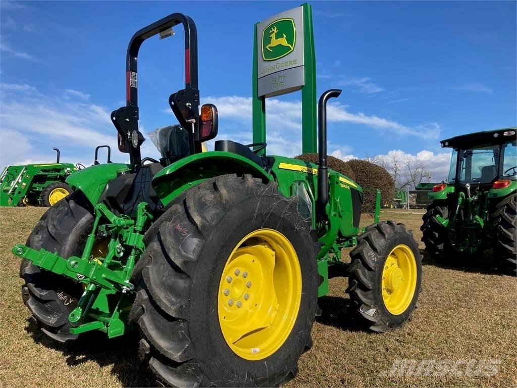 John Deere 5060E Tractoare