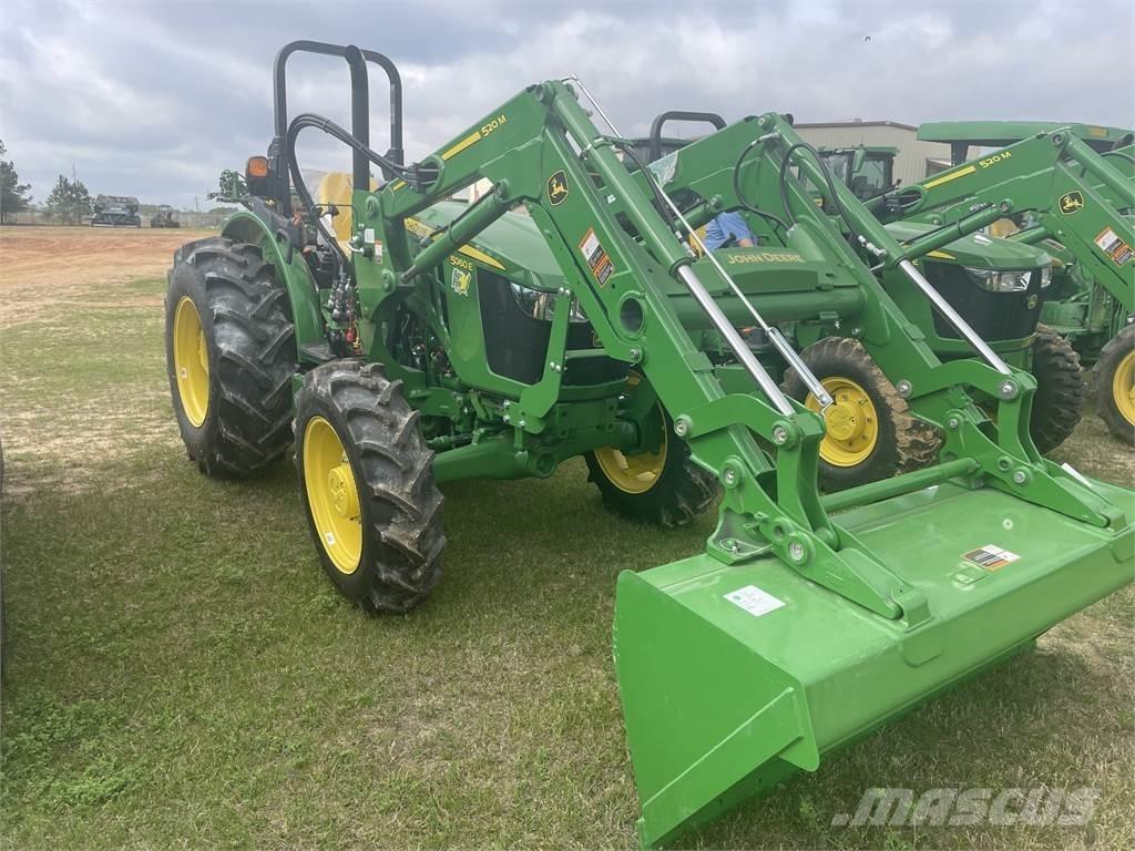 John Deere 5060E Tractoare
