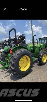 John Deere 5060E Tractoare
