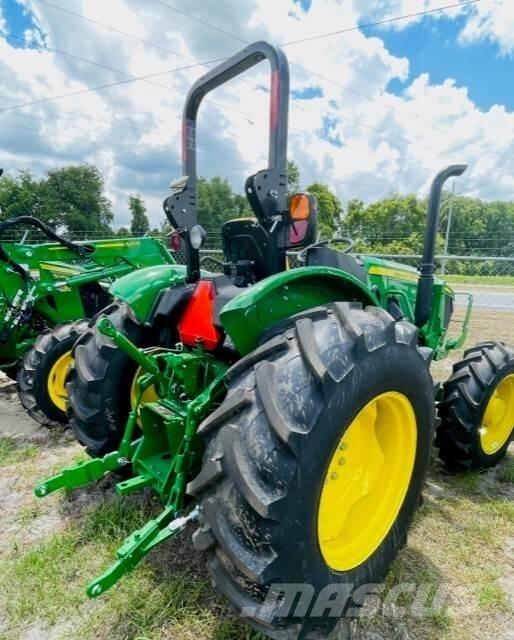 John Deere 5067E Tractoare