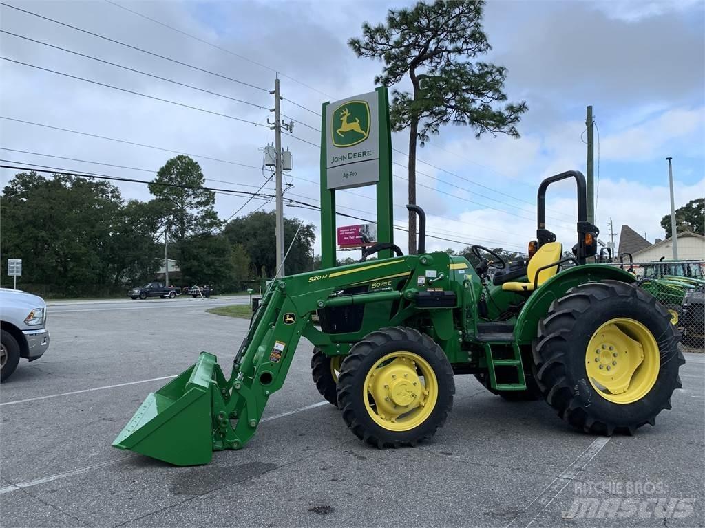 John Deere 5075E Tractoare