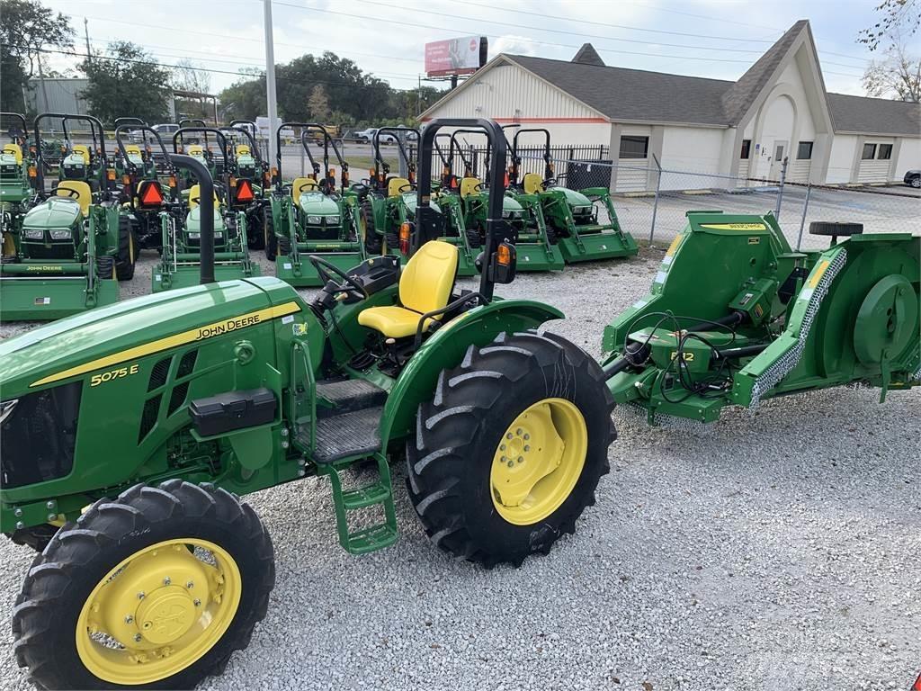 John Deere 5075E Tractoare