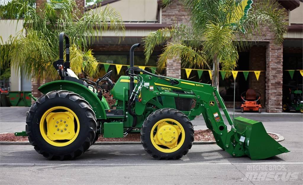 John Deere 5075E Tractoare