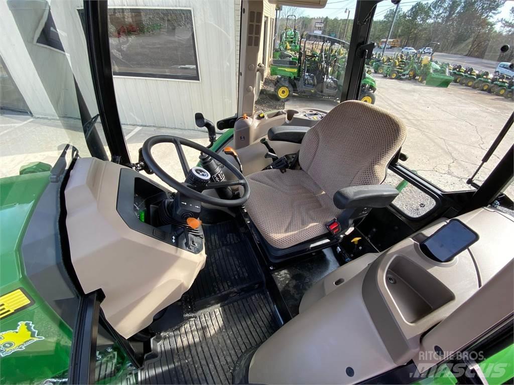 John Deere 5075E Tractoare