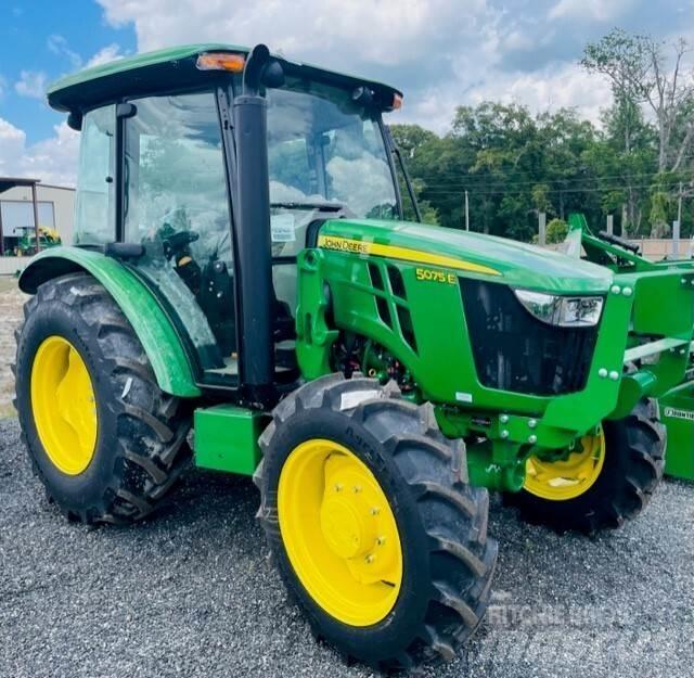 John Deere 5075E Tractoare