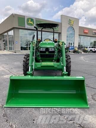 John Deere 5075E Tractoare