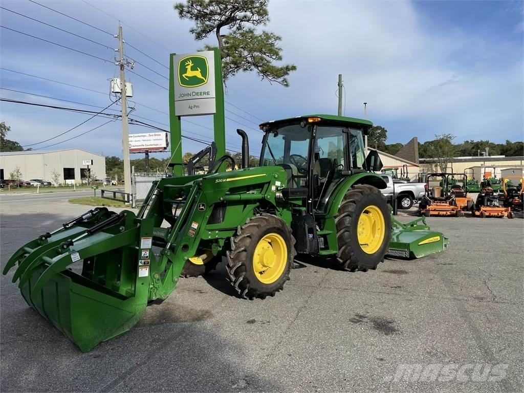 John Deere 5090E Tractoare