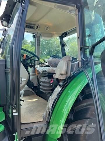 John Deere 5090M Tractoare