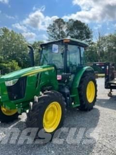 John Deere 5090M Tractoare