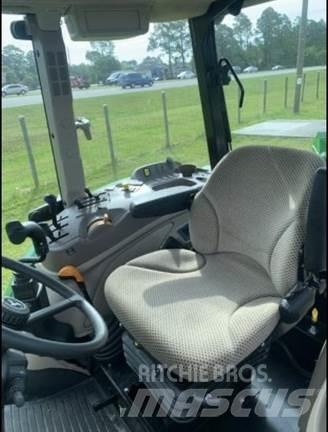John Deere 5100E Tractoare