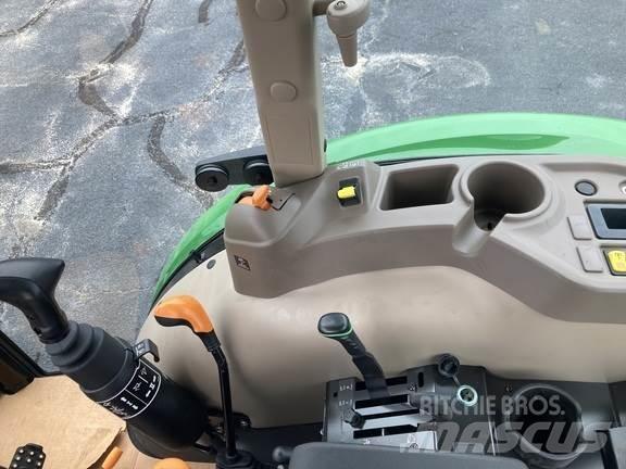 John Deere 5100E Tractoare