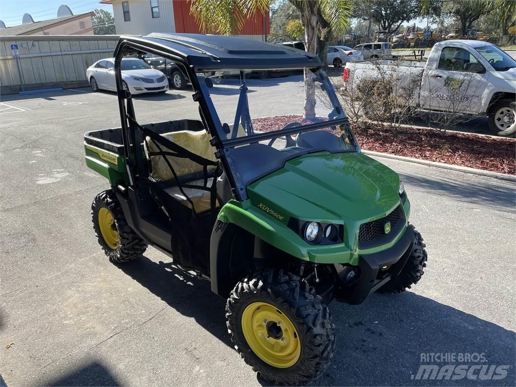 John Deere 560E Masini utilitare