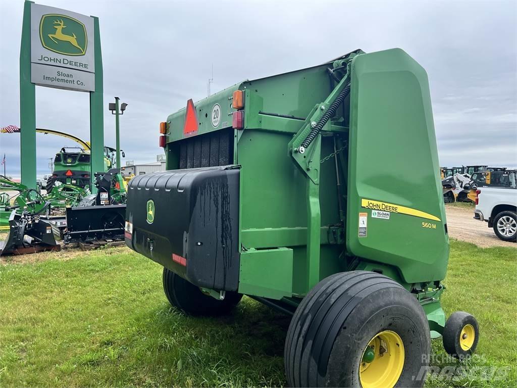 John Deere 560M Masina de balotat cilindric