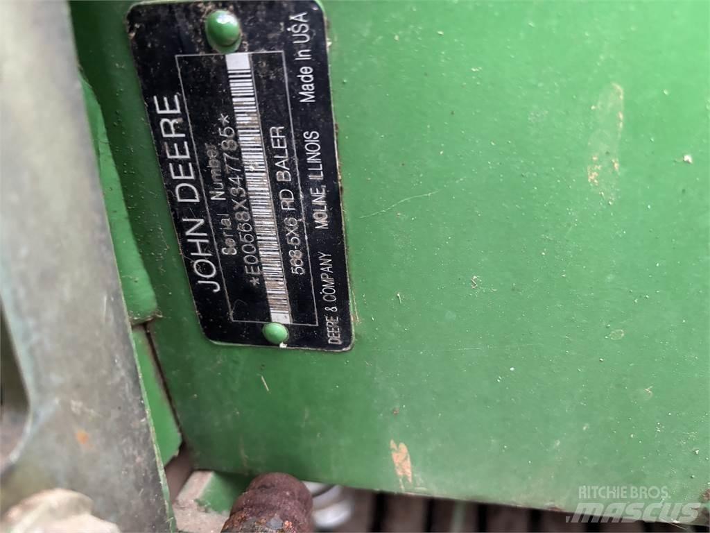 John Deere 568 Masina de balotat cilindric