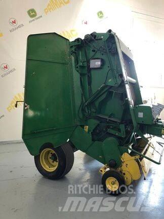 John Deere 590 Masina de balotat cilindric