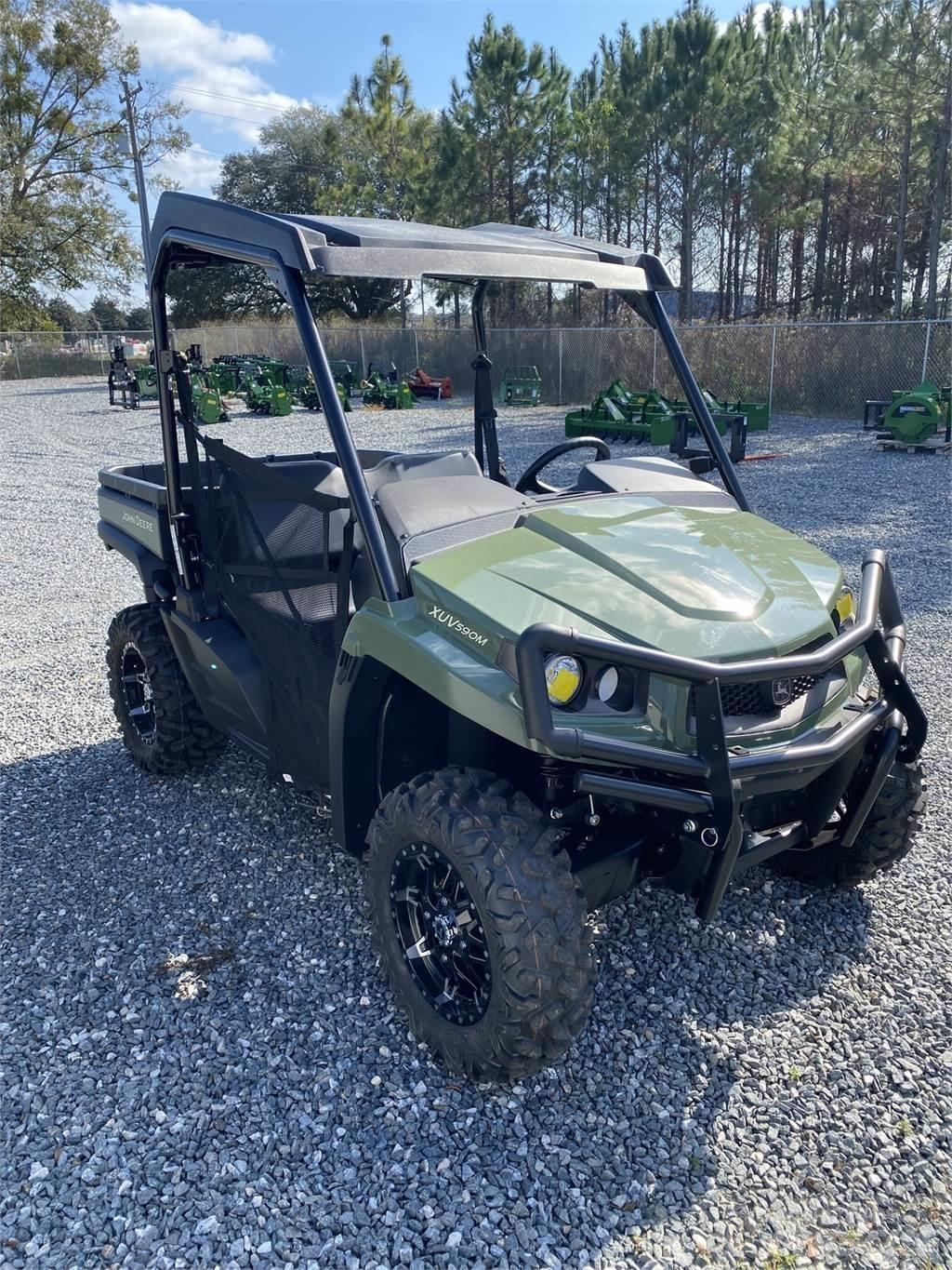 John Deere 590M Masini utilitare