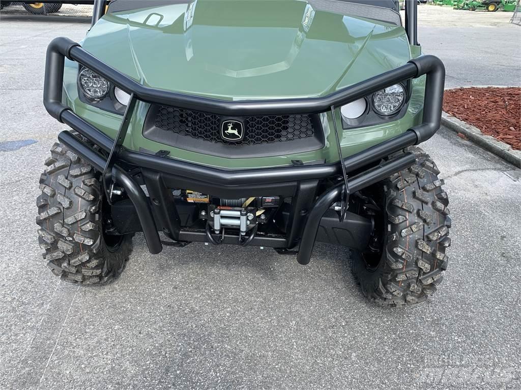 John Deere 590M Masini utilitare