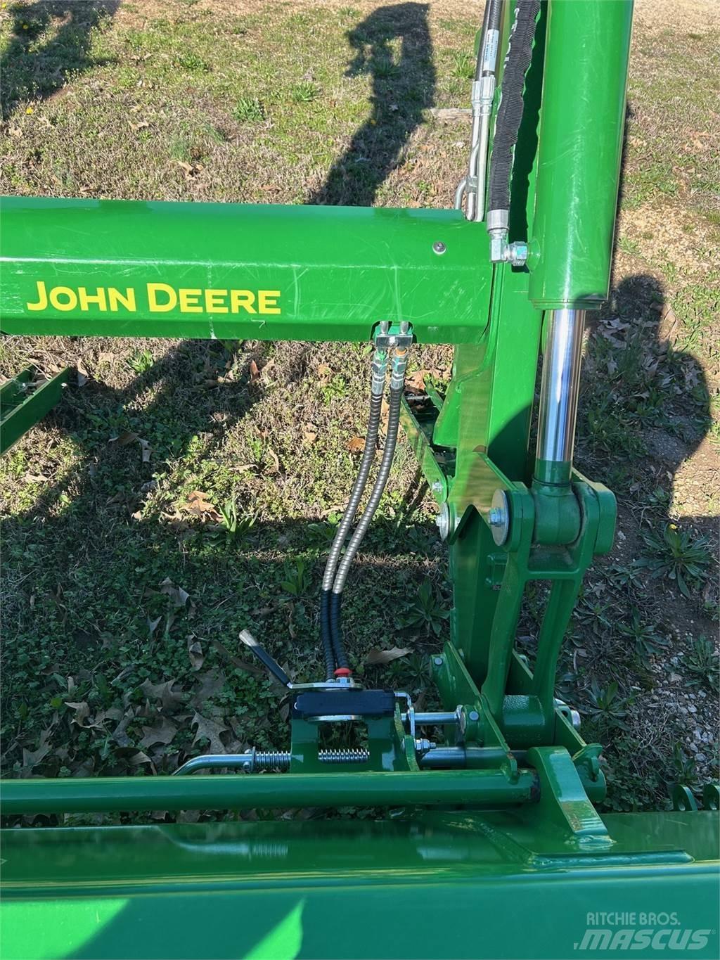 John Deere 600R Tractoare