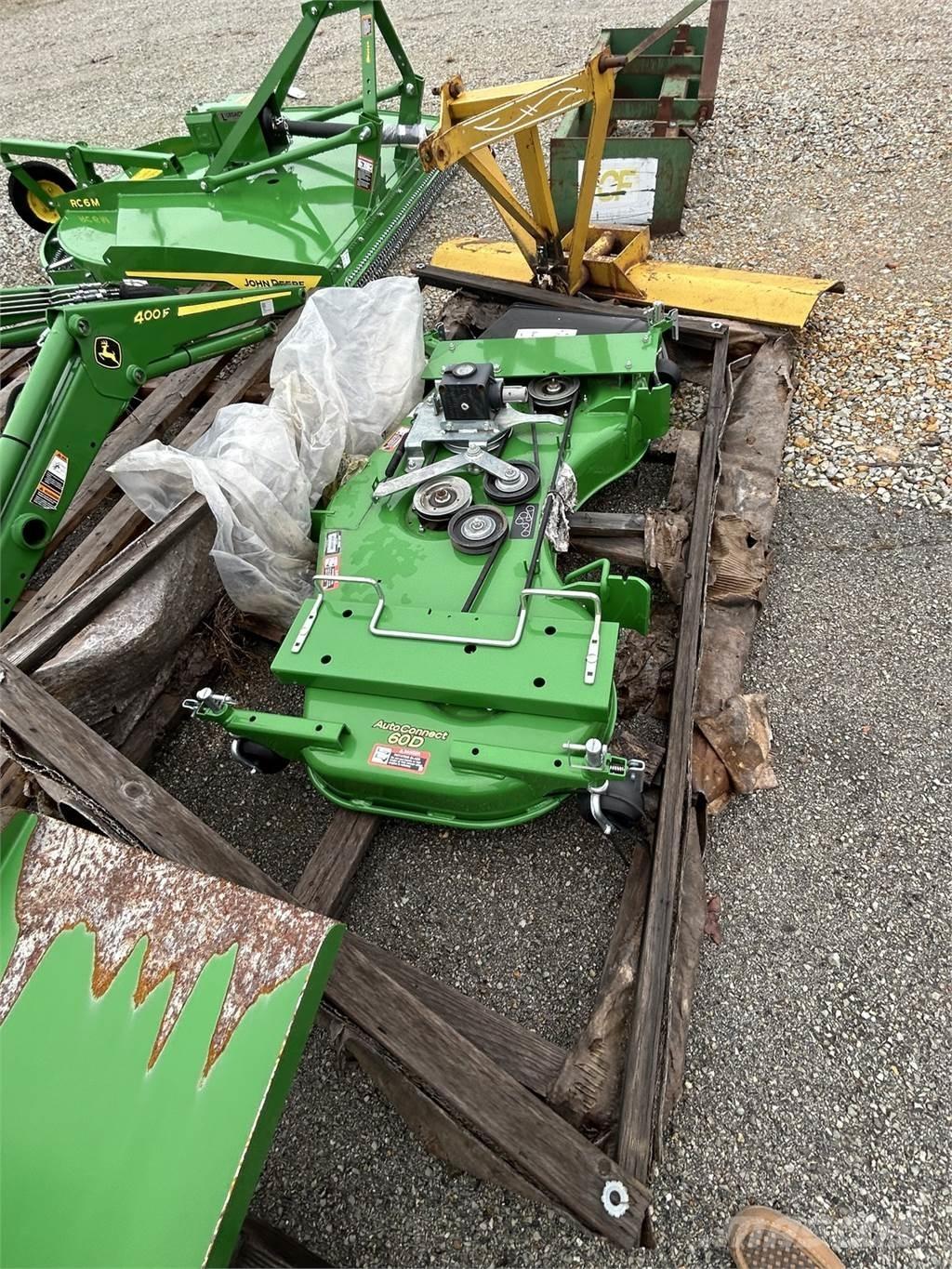 John Deere 60D Cositoare de iarba