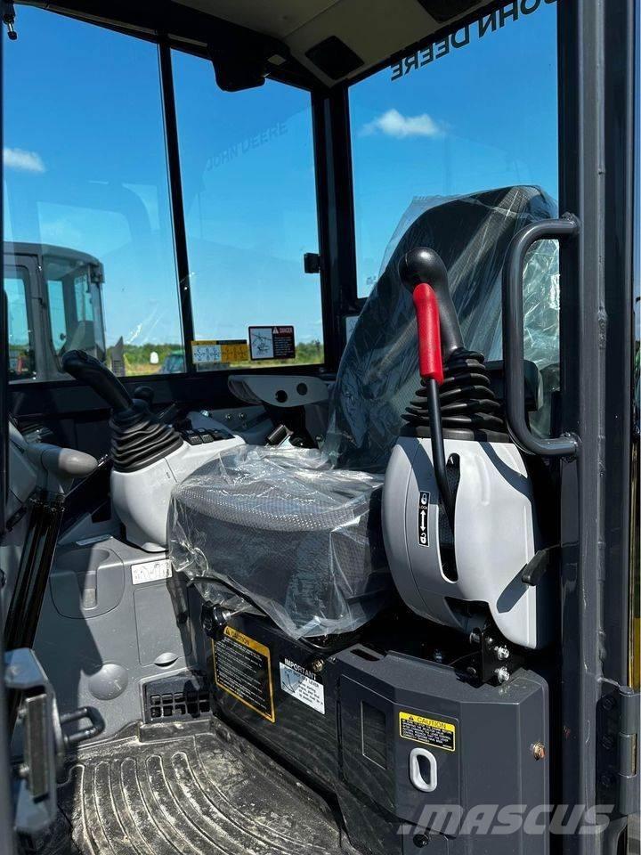 John Deere 60P Excavatoare pe șenile
