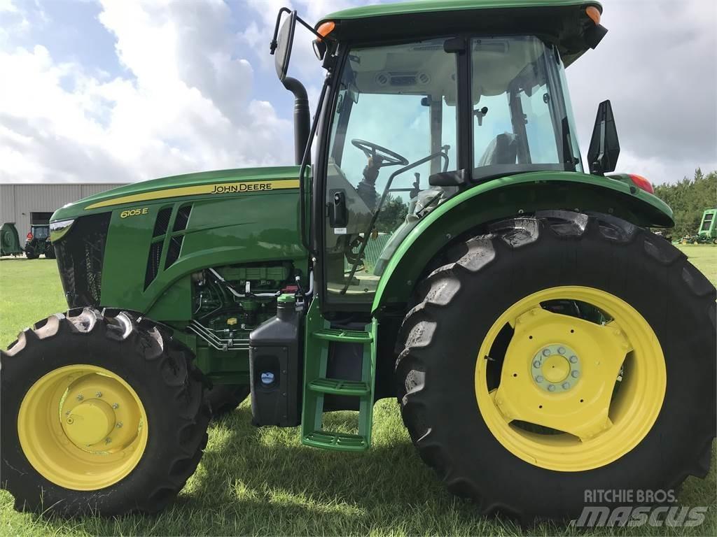 John Deere 6105E Tractoare