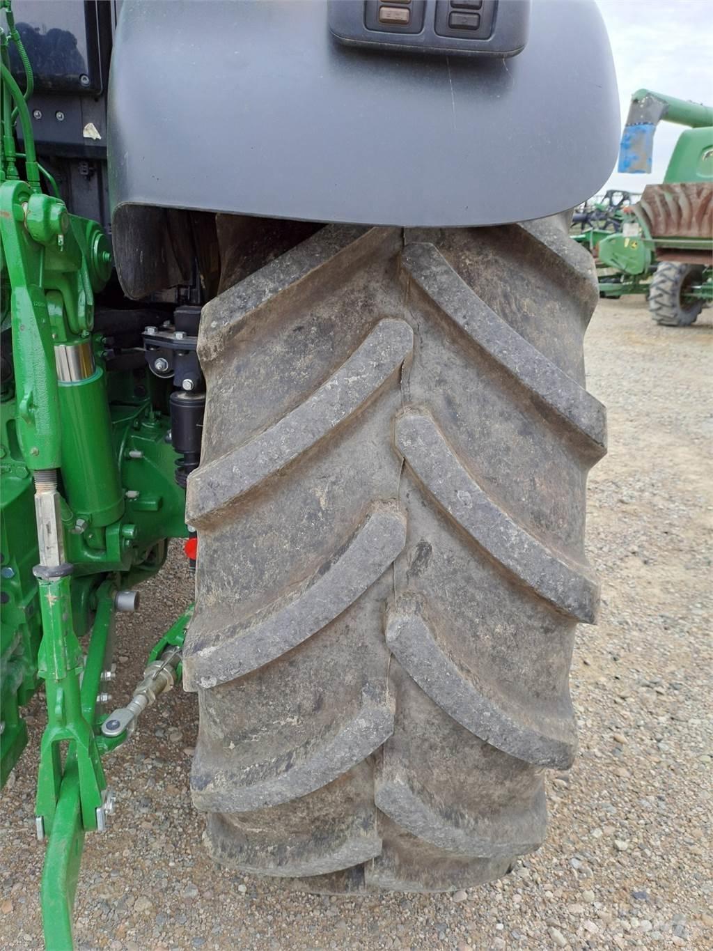 John Deere 6155M Tractoare
