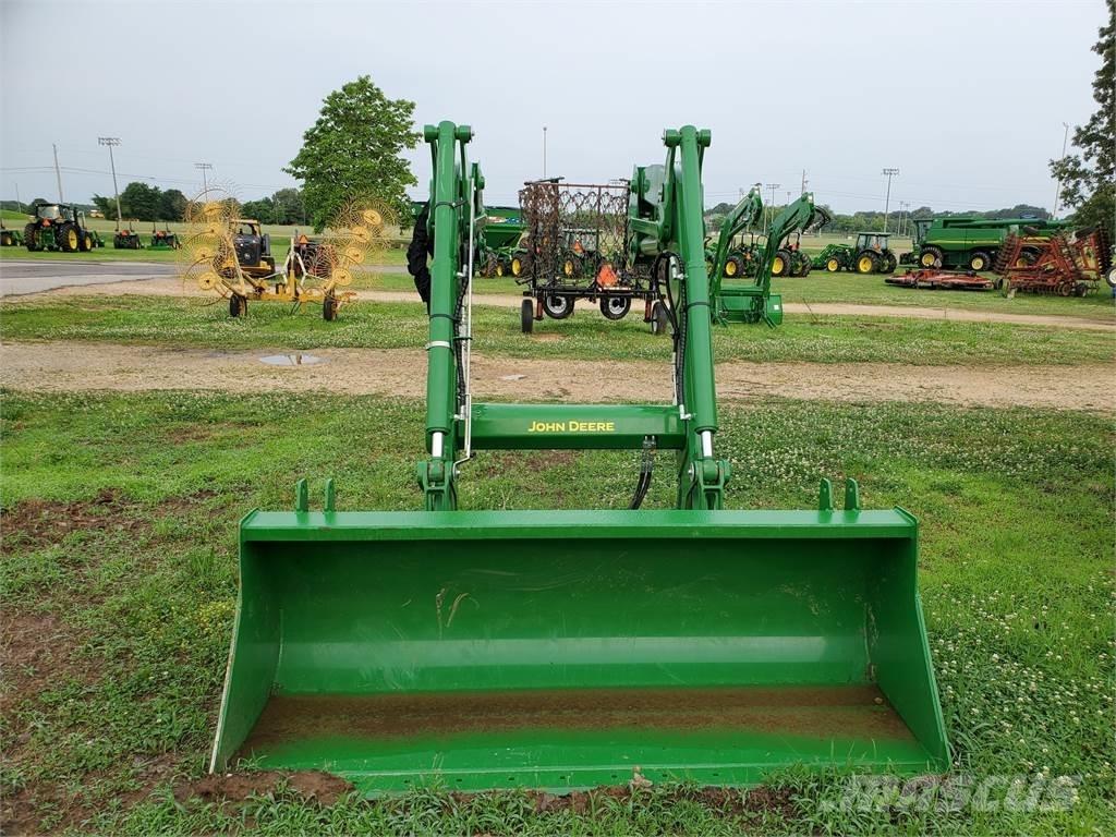 John Deere 620R Tractoare