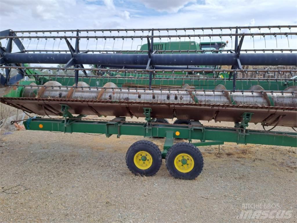 John Deere 620R Accesorii combine agricole