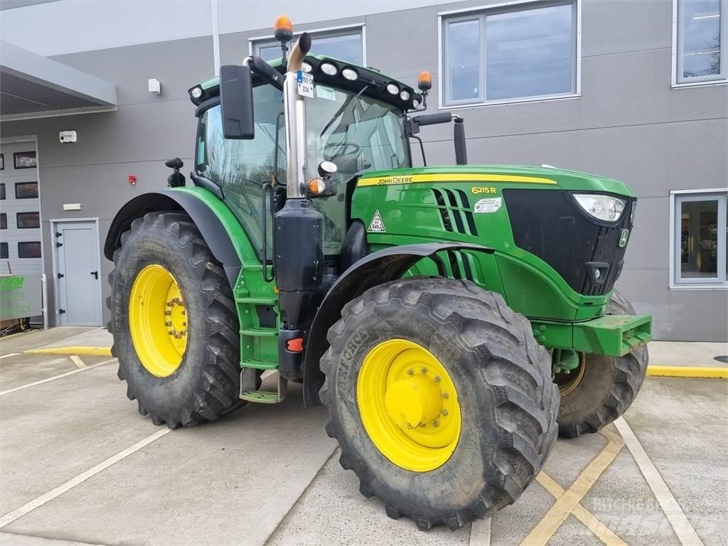 John Deere 6215R Tractoare