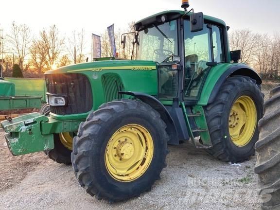 John Deere 6820 Tractoare