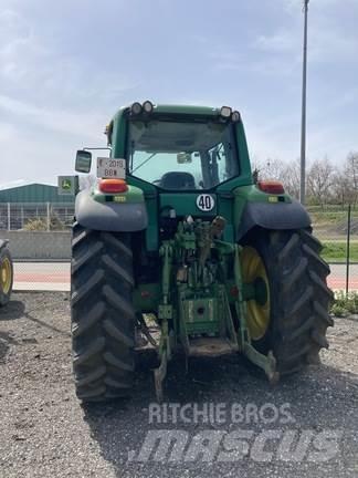 John Deere 6820 Tractoare