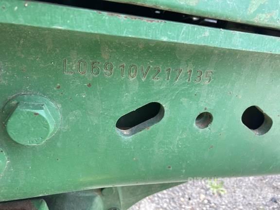 John Deere 6910 Tractoare