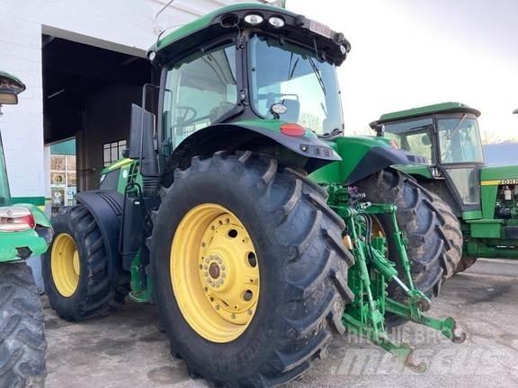 John Deere 7230R Tractoare