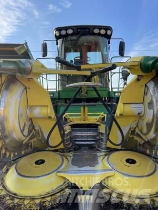 John Deere 7700 Culegatoare de nutret