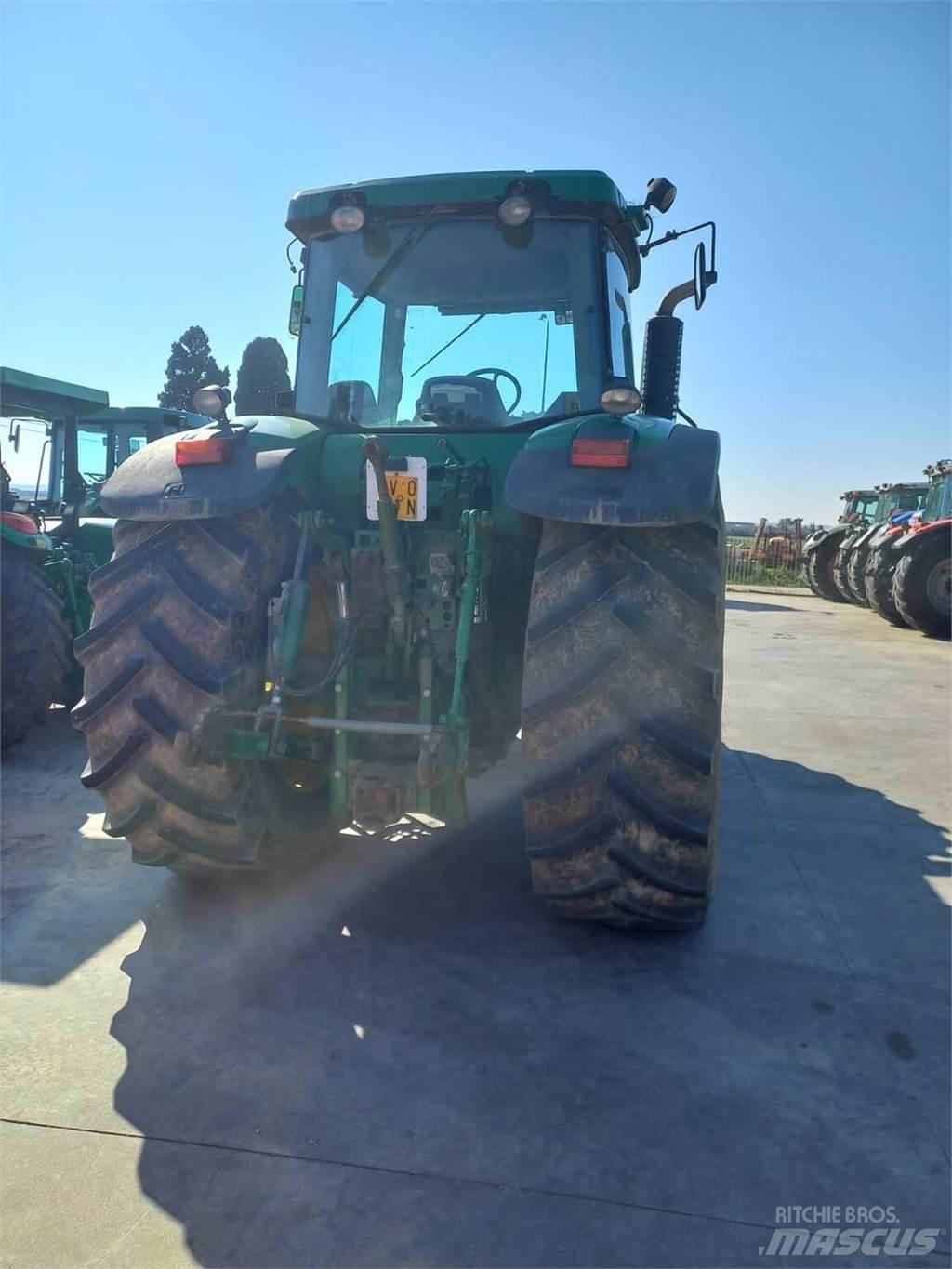 John Deere 7820 Tractoare