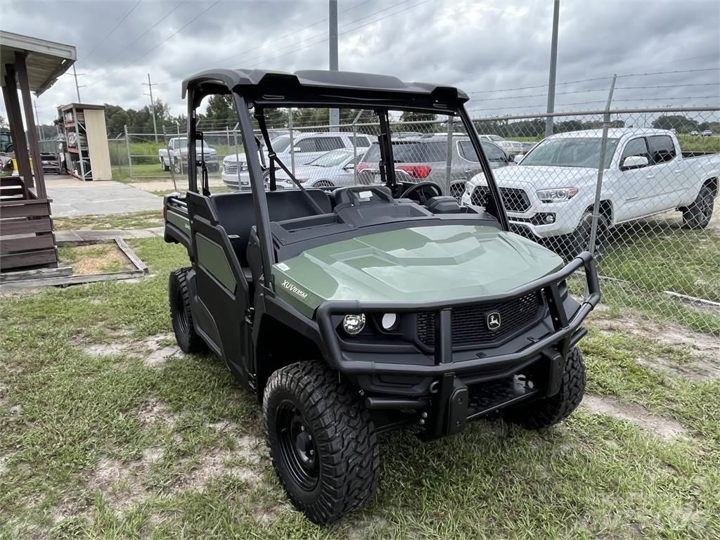 John Deere 835M Masini utilitare