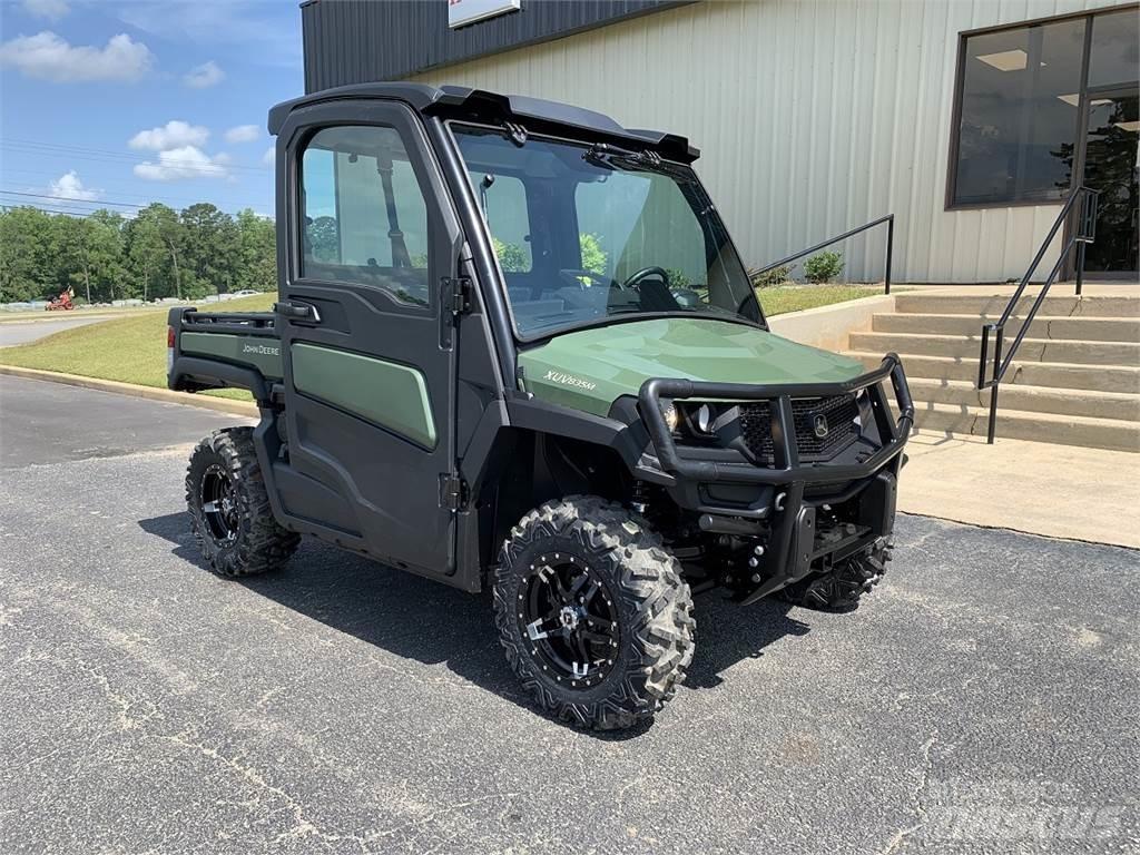John Deere 835M Masini utilitare