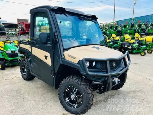 John Deere 835M Masini utilitare