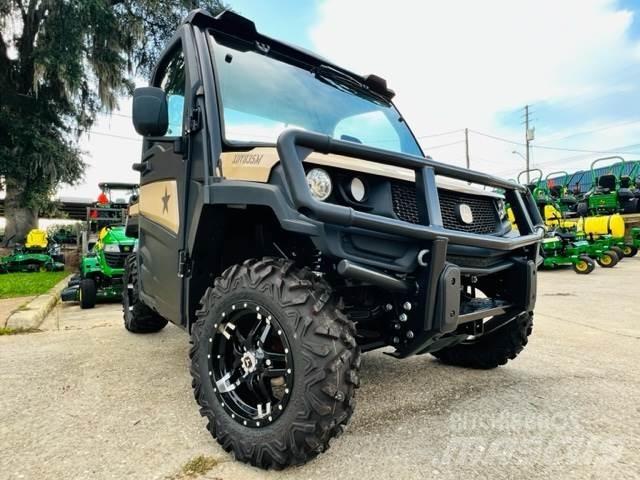 John Deere 835M Masini utilitare