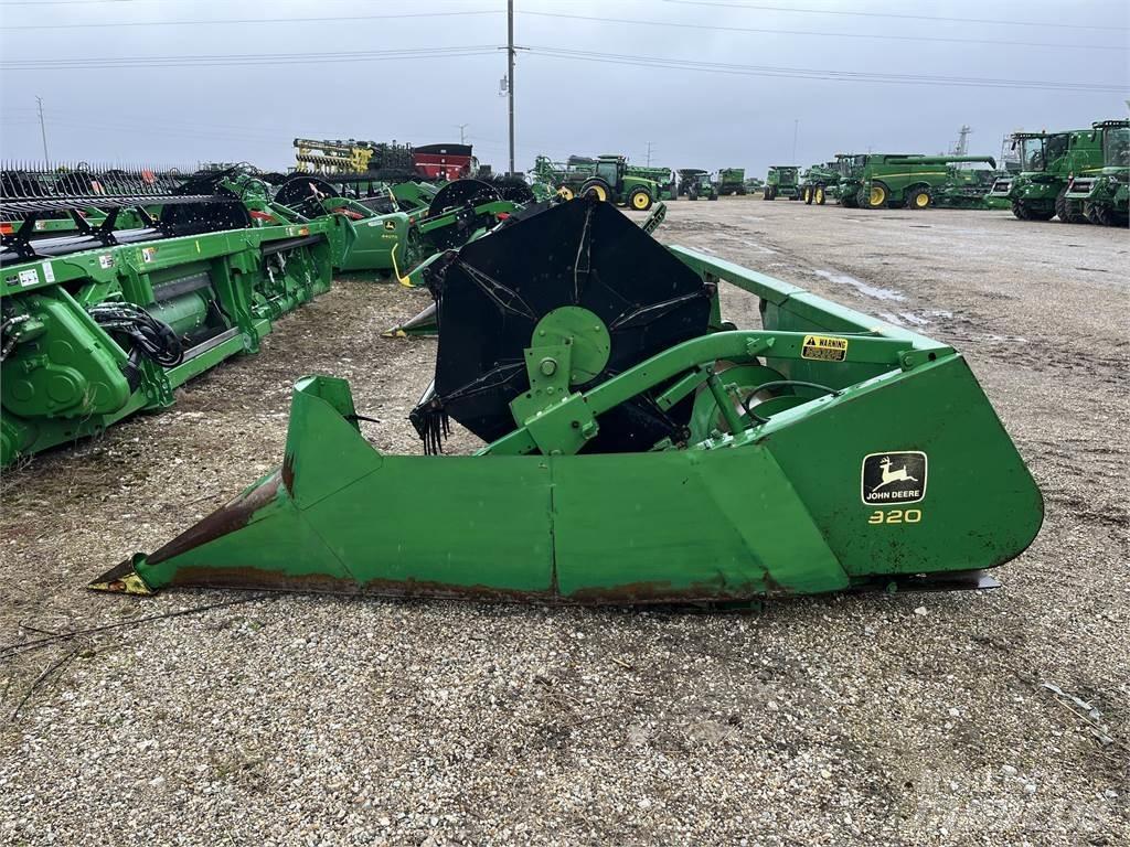 John Deere 920F Accesorii combine agricole