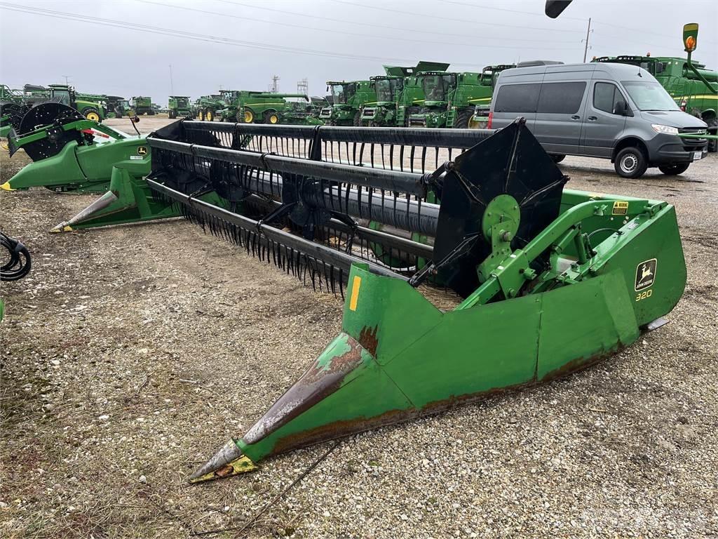 John Deere 920F Accesorii combine agricole