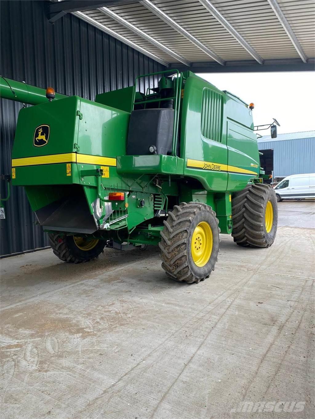 John Deere C670 Combine de secerat