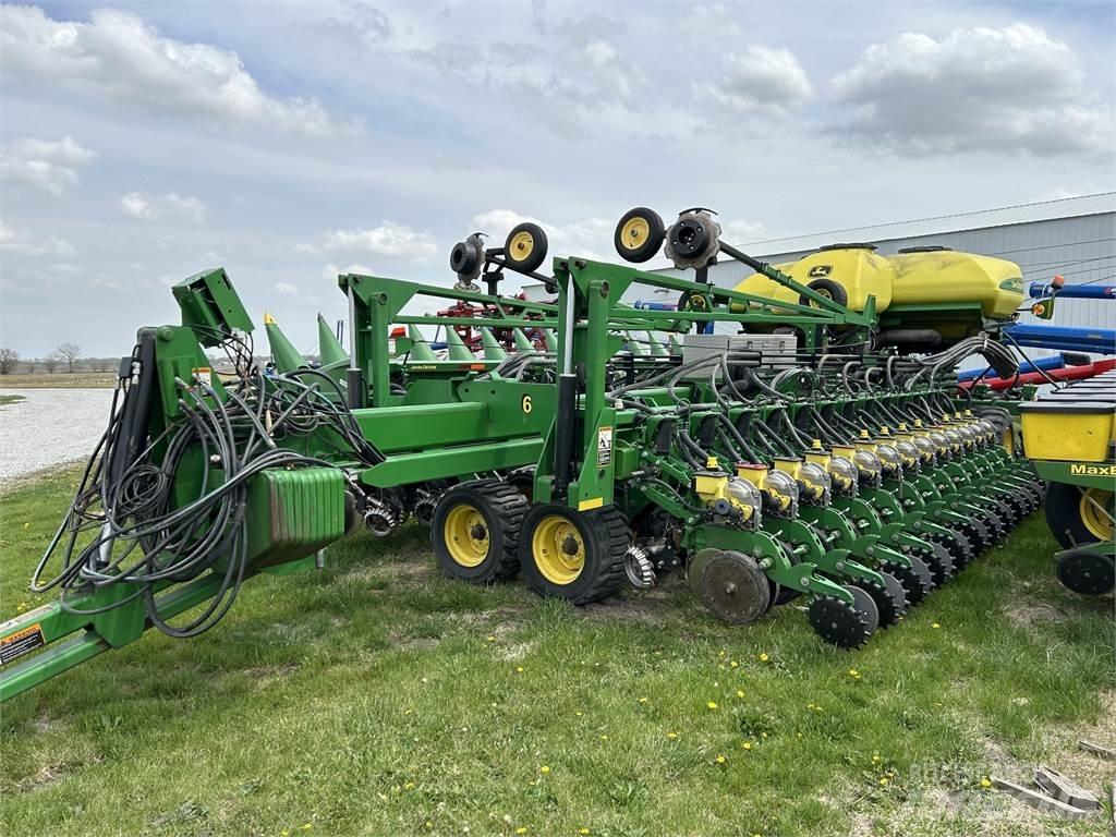 John Deere DB60 Masini de plantat