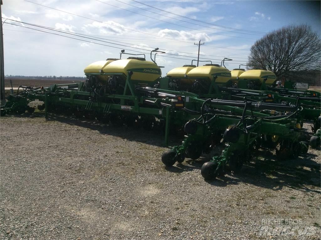 John Deere DR18 Masini de plantat