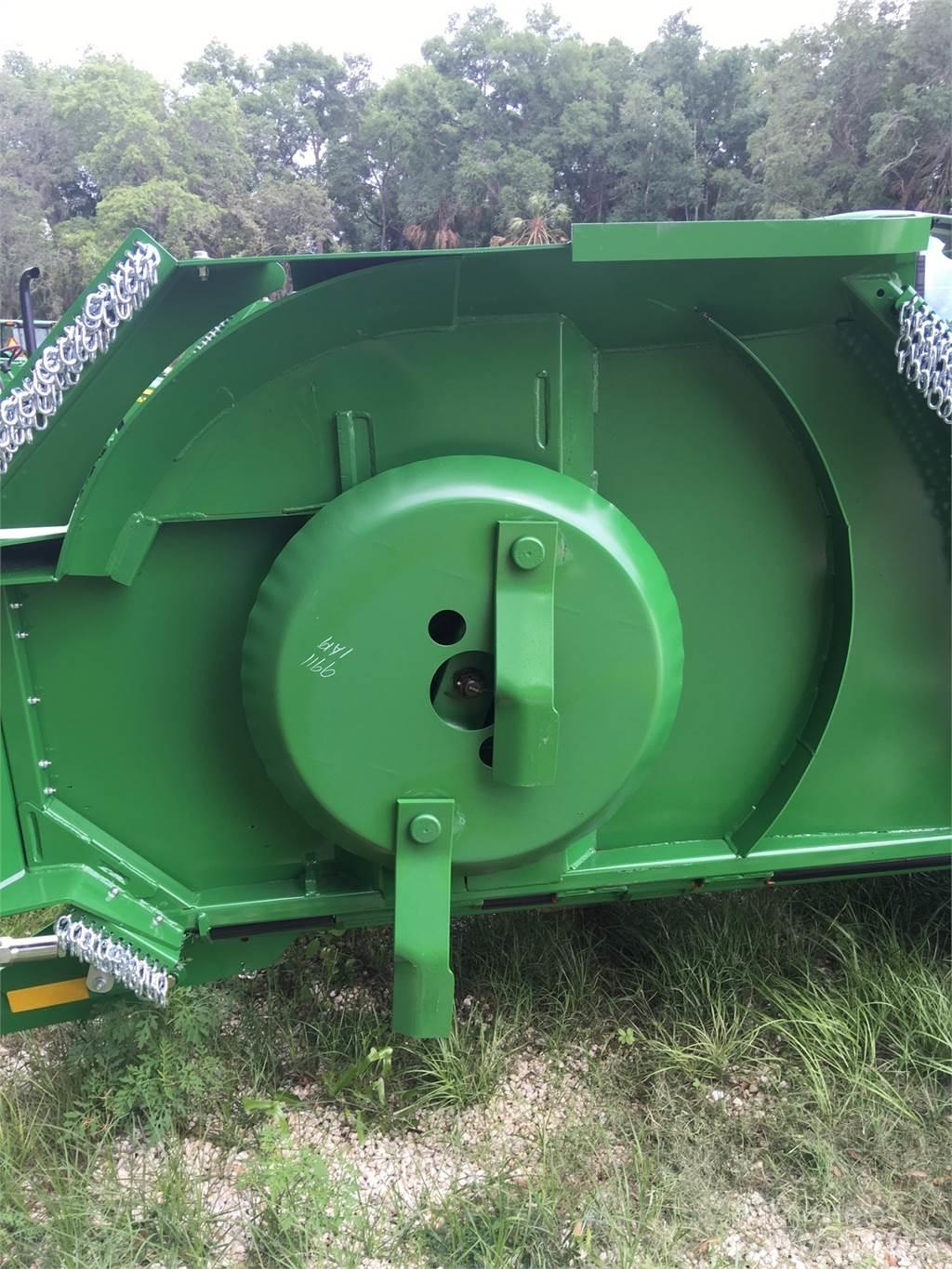 John Deere FC12E Debalotare, taiere, impachetare