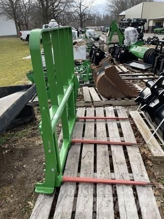 John Deere NA Debalotare, taiere, impachetare
