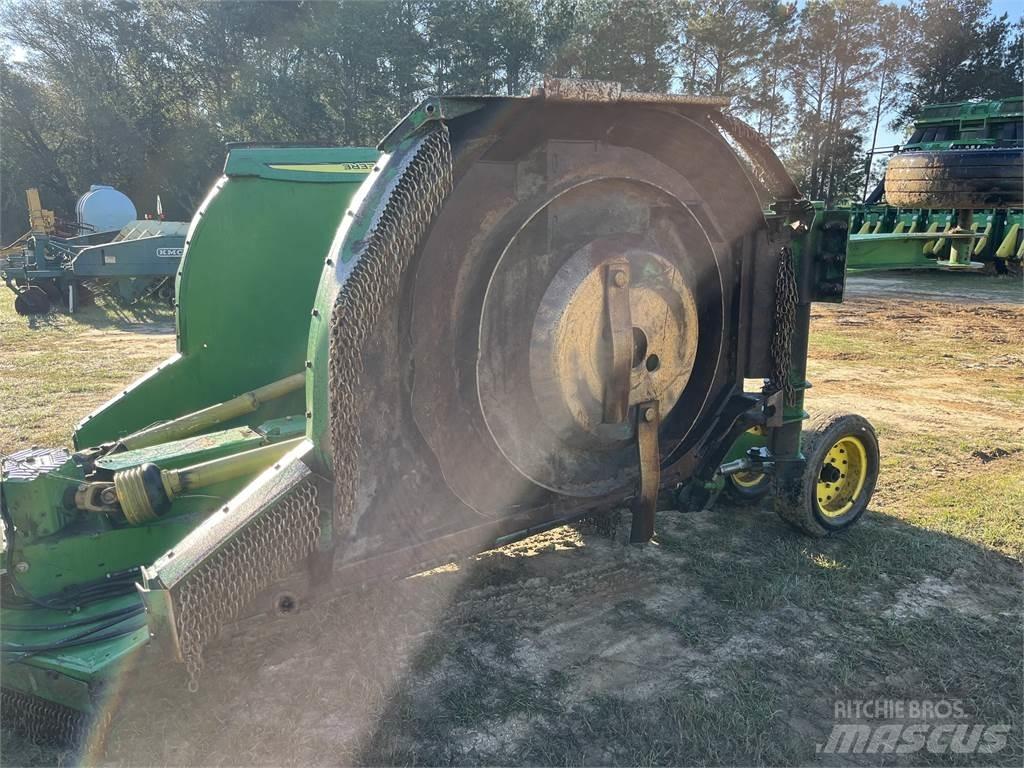 John Deere R15 Debalotare, taiere, impachetare