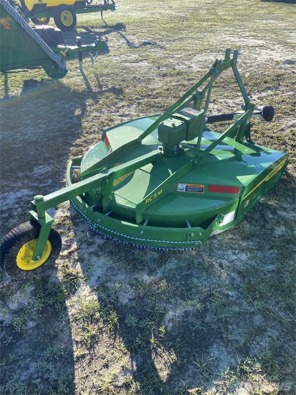 John Deere RC5M Debalotare, taiere, impachetare