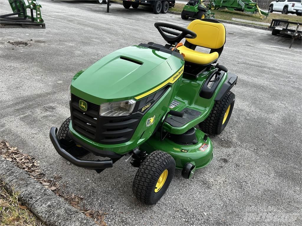 John Deere S240 Tractoare compacte